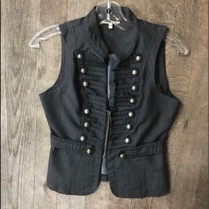 XS Fashion Zip Up Vest